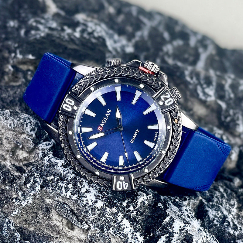 Green Sport Style Quartz Watch with Silicone Strap – 43mm Men’s Watch