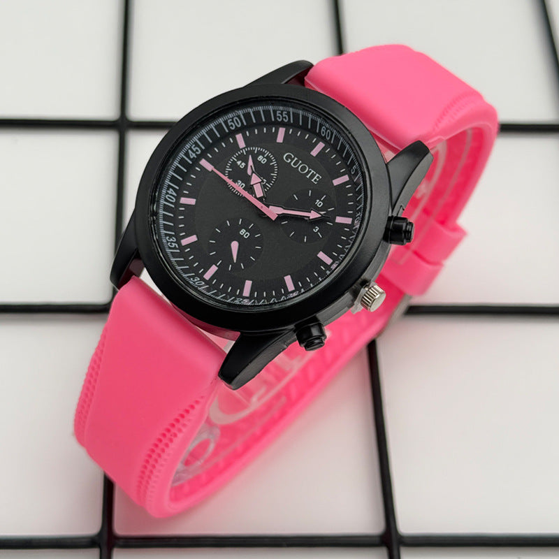 Sport Style Black & Yellow Quartz Watch with Silicone Strap – 42mm