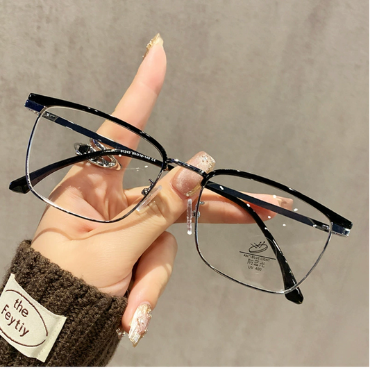 Pearl Accent Metal Frame Glasses