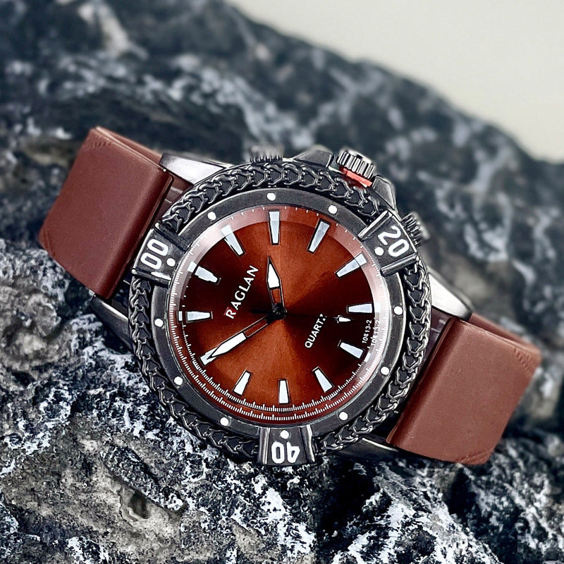 Green Sport Style Quartz Watch with Silicone Strap – 43mm Men’s Watch