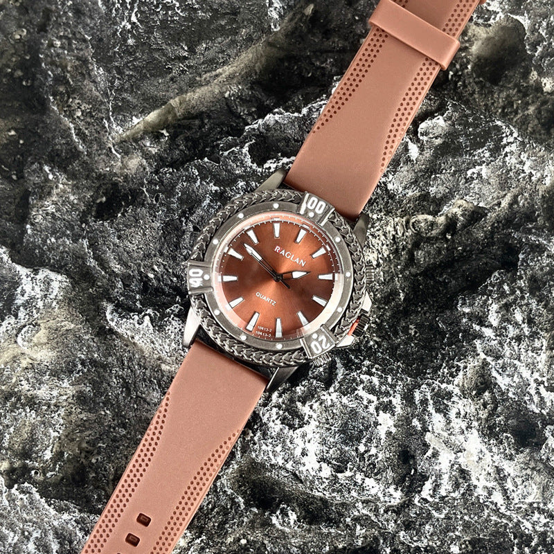 Green Sport Style Quartz Watch with Silicone Strap – 43mm Men’s Watch